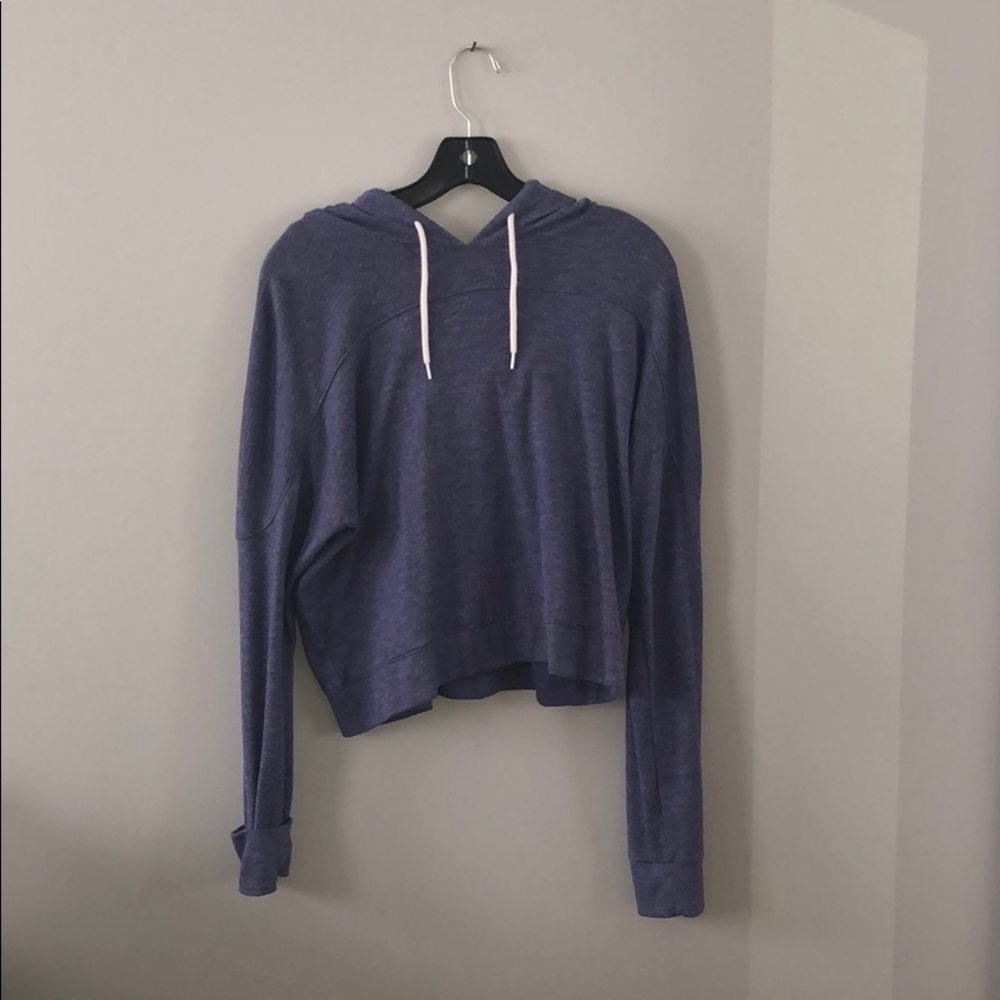 Long sleeve crop top hoodie